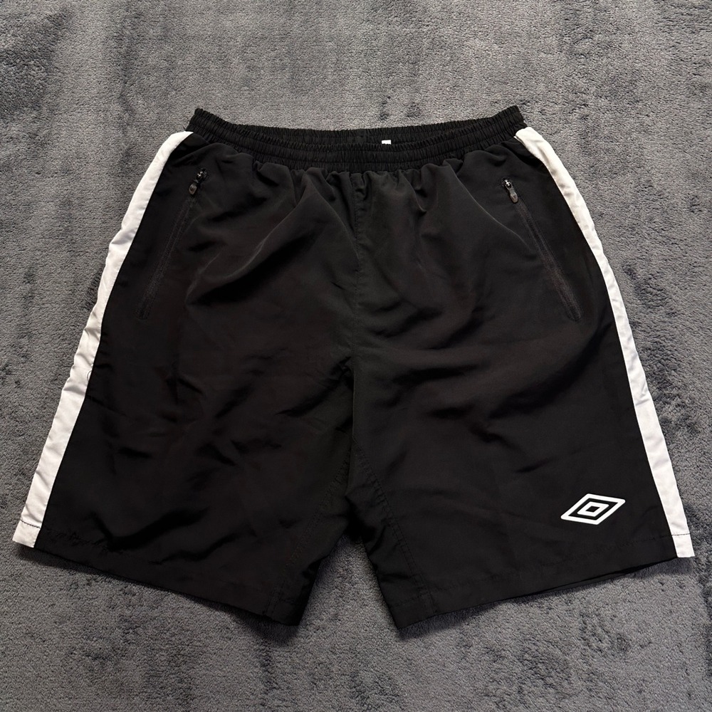 Umbro Athletic Shorts Mens Large Black White Stripe Zip Pockets Soccer Training